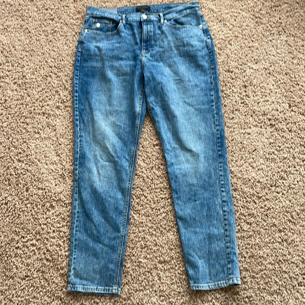 Banana Republic Girlfriend Jean, size 32T/14T